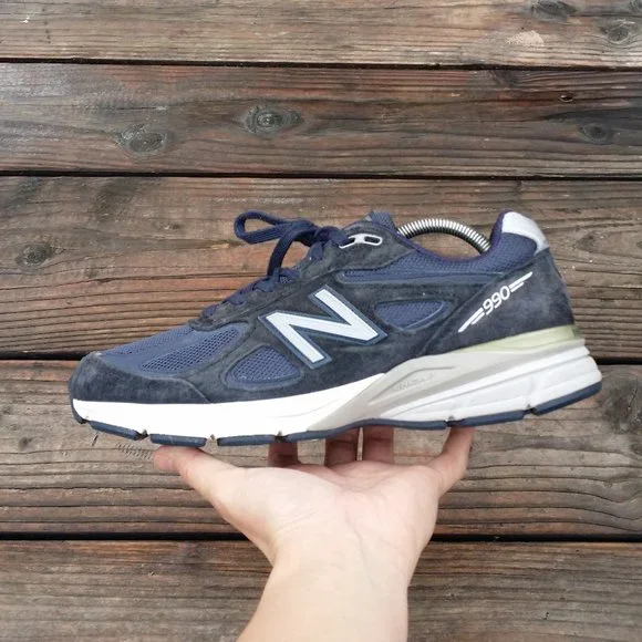 Size 10.5 Women /Size 9 Men New Balance 990v4 Made In USA United States America - Picture 2 of 8
